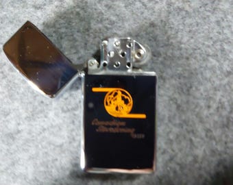 Zippo antiguo sin usar en caja
