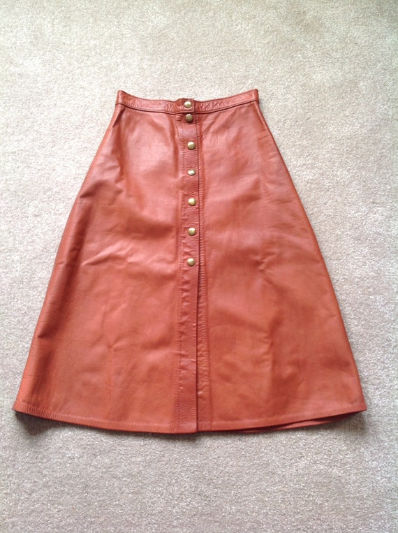 Leather A line skirt, small, rusty brown, riveted