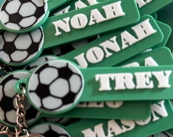 Personalized Soccer Name Keychain – 3D Printed Team Gift, Holographic Accent