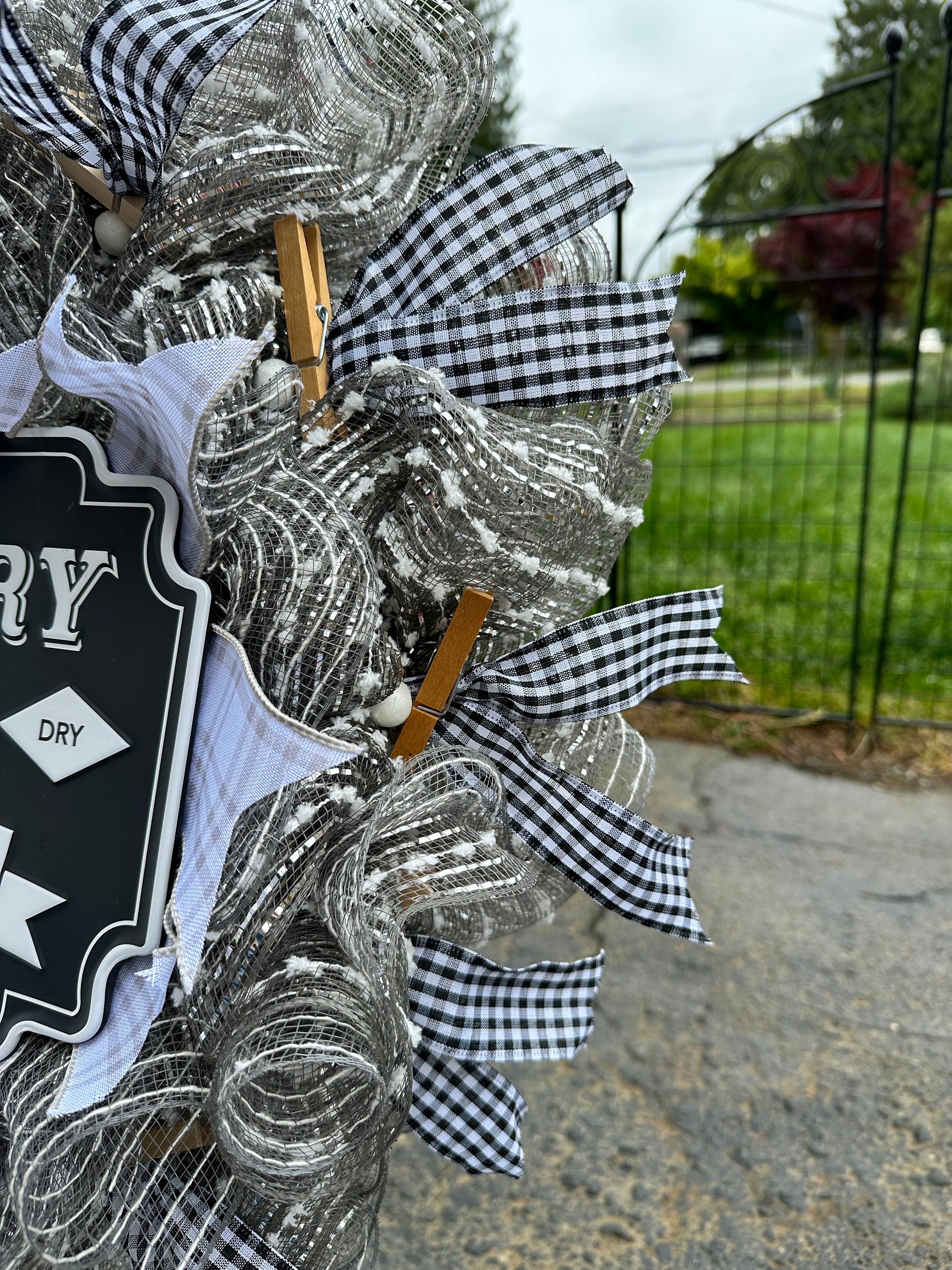 Farmhouse Laundry Room Wreath Decor, Rustic Clothespin Sign - Etsy