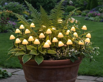 Set di luci solari da giardino a forma di fungo - 10 luci a LED impermeabili a forma di fungo per decorazioni da patio, prato e giardino