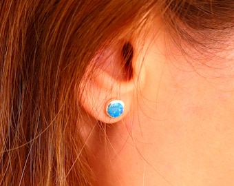 Blauwe Opaal Studs, Minimalistische Oorbellen Sterling Silver Studs verjaardagscadeau voor haar tiny cute opaal edelsteen, blauwe oorbellen cadeau voor jonge vrouwen