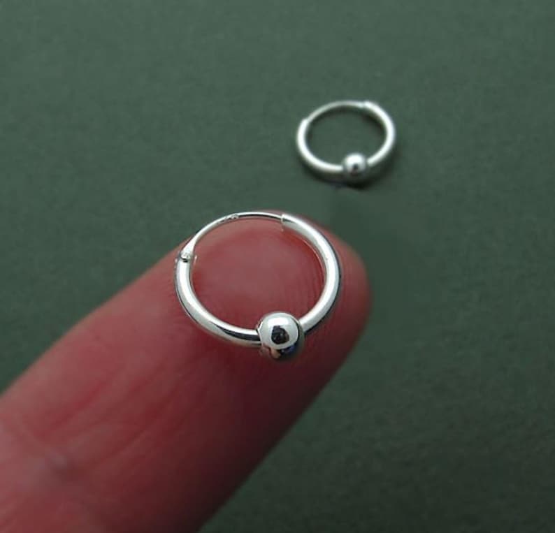 small earrings with floating bead - silver hoops 10, 12, 15 mm