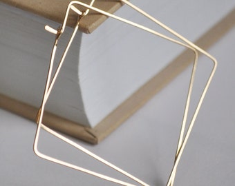 Geometric Square Hoop Earrings - 14K Gold Filled, Elegant & Classic Jewelry - Modern Hoops - Elegant and Stylish