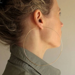 Giant gold hoop earrings deals