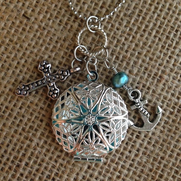 Jesus is the Anchor of My Soul Filigree Diffuser Locket Necklace for Essential Oils