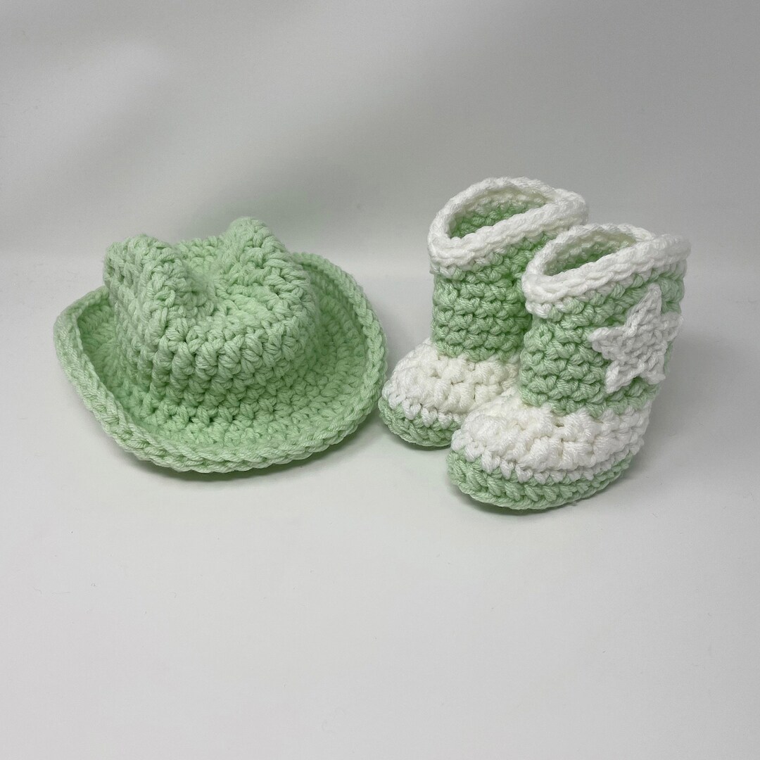 infant cowboy hat and boots