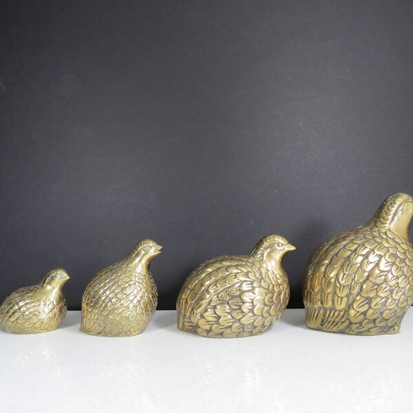 Vintage Brass Quail Family // Set of Four Brass Quail Figurines Mid Century Modern Brass Home Decor Hollywood Regency Retro Set of Statues