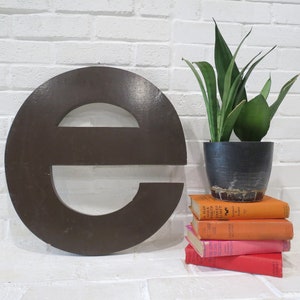 Vintage Sign Letter &quot;e&quot; // Large Masonite Faux Wood Sign Letter, Marquee Letter, Brown Painted Finish, Advertising Industrial Mod Font
