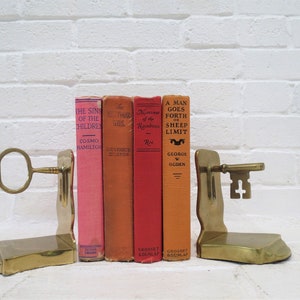Vintage Brass Key Bookends // Skeleton Key Brass Bookends PAIR Mismatched Mid Century Modern Brass Bookends Dark Academia