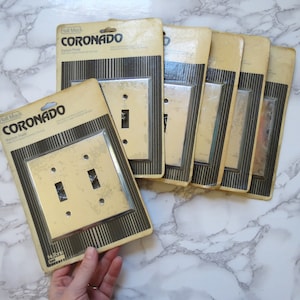 Vintage Krom Brytplatta // ONE NOS Silver Metallic Elbrytarskyddsplatta Hall Mack Coronado Nutone Scovill Mid Century Hardware