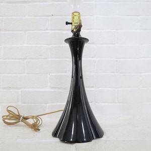 Art Deco Table Lamp // Vintage Black-Finished Cast Metal Lamp, Tapered Post Modern Style Lighting, Fluted Tassel Shape