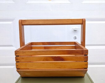 Maine Wooden Clam Basket or Berry Basket // Vintage Wooden Slat Basket Maine Coast Vintage, New England Beach House Nautical