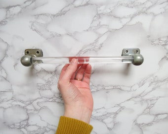 Salvaged Waldorf Bathroom Mid Century Glass /& Towel Bar