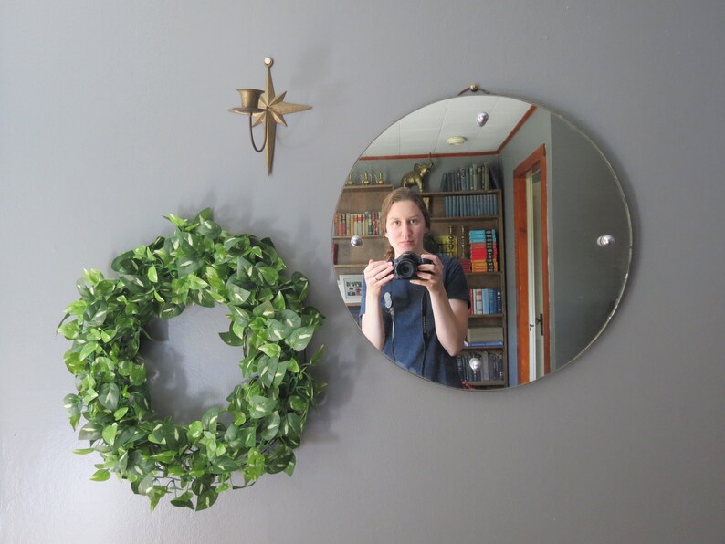Round Glass Mirror Vintage Wall Hanging Art Deco Vanity Bathroom Simple Industrial Minimalist 17 18 Diam Antique Rustic