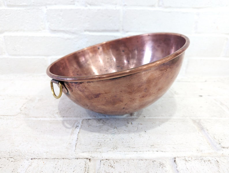 Vintage Copper Mixing Bowl // 10.5 England Weathered Copper Bowl, Copper Whisking Whipping Bowl, Rustic Farmhouse Kitchen Wall Hanging zdjęcie 1