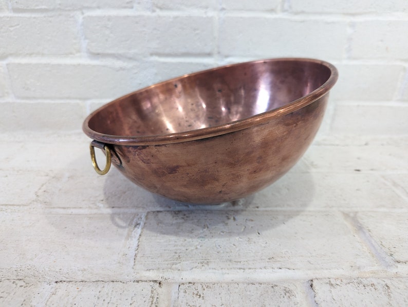 Vintage Copper Mixing Bowl // 10.5 England Weathered Copper Bowl, Copper Whisking Whipping Bowl, Rustic Farmhouse Kitchen Wall Hanging zdjęcie 9