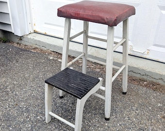 Vintage Folding Stepstool // Chippy Painted Step Stool Ladder, Additional Seating Barstool, Farmhouse Kitchen Stool, Library Ladder