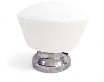 Lámpara de techo estilo escuela vintage // Lámpara de techo semiempotrada con base cromada de vidrio lechoso, iluminación Art Déco antigua
