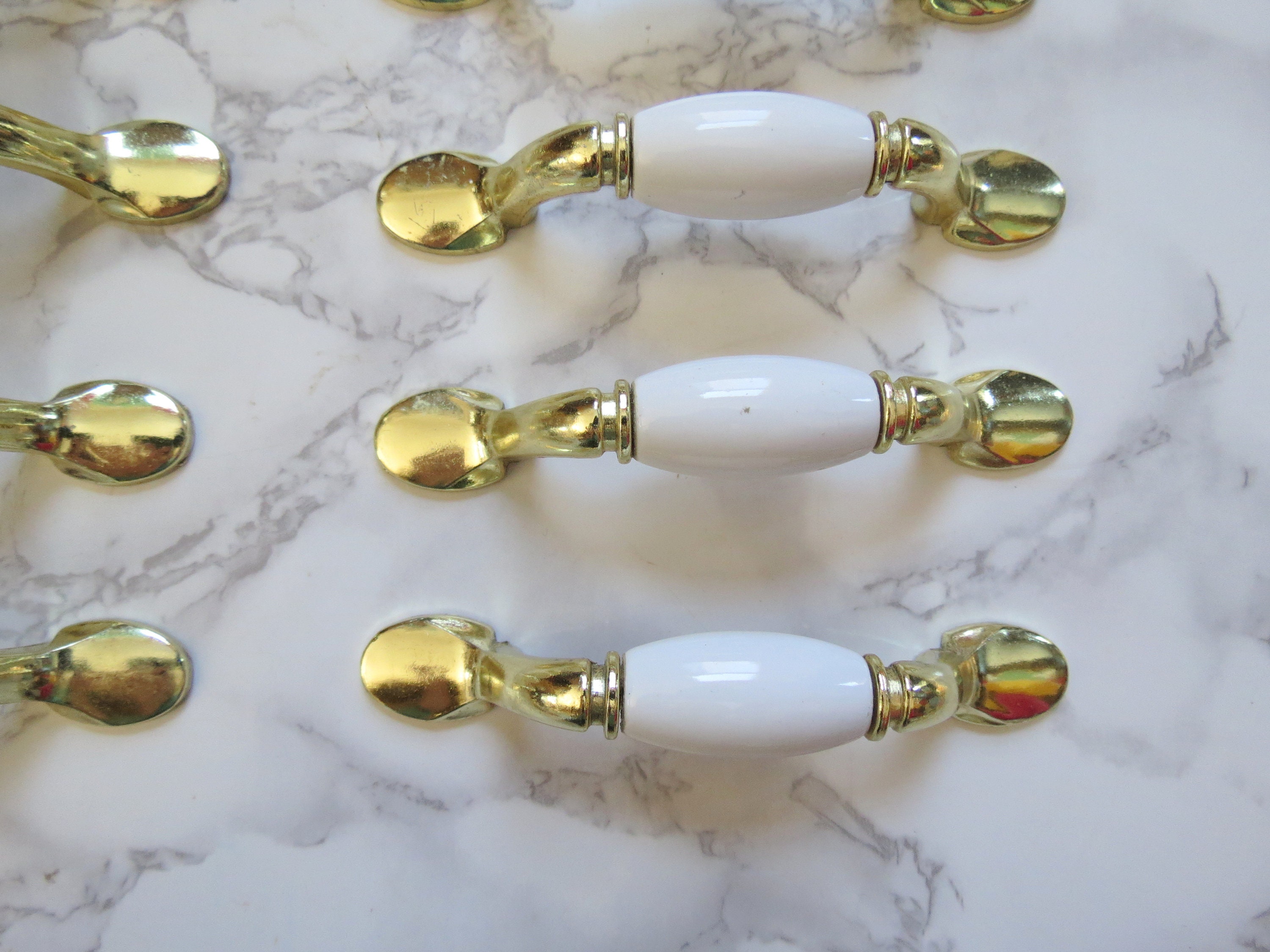 8 Vintage Messing Schubladengriffe / KüchenschrankGriffe Set | Etsy