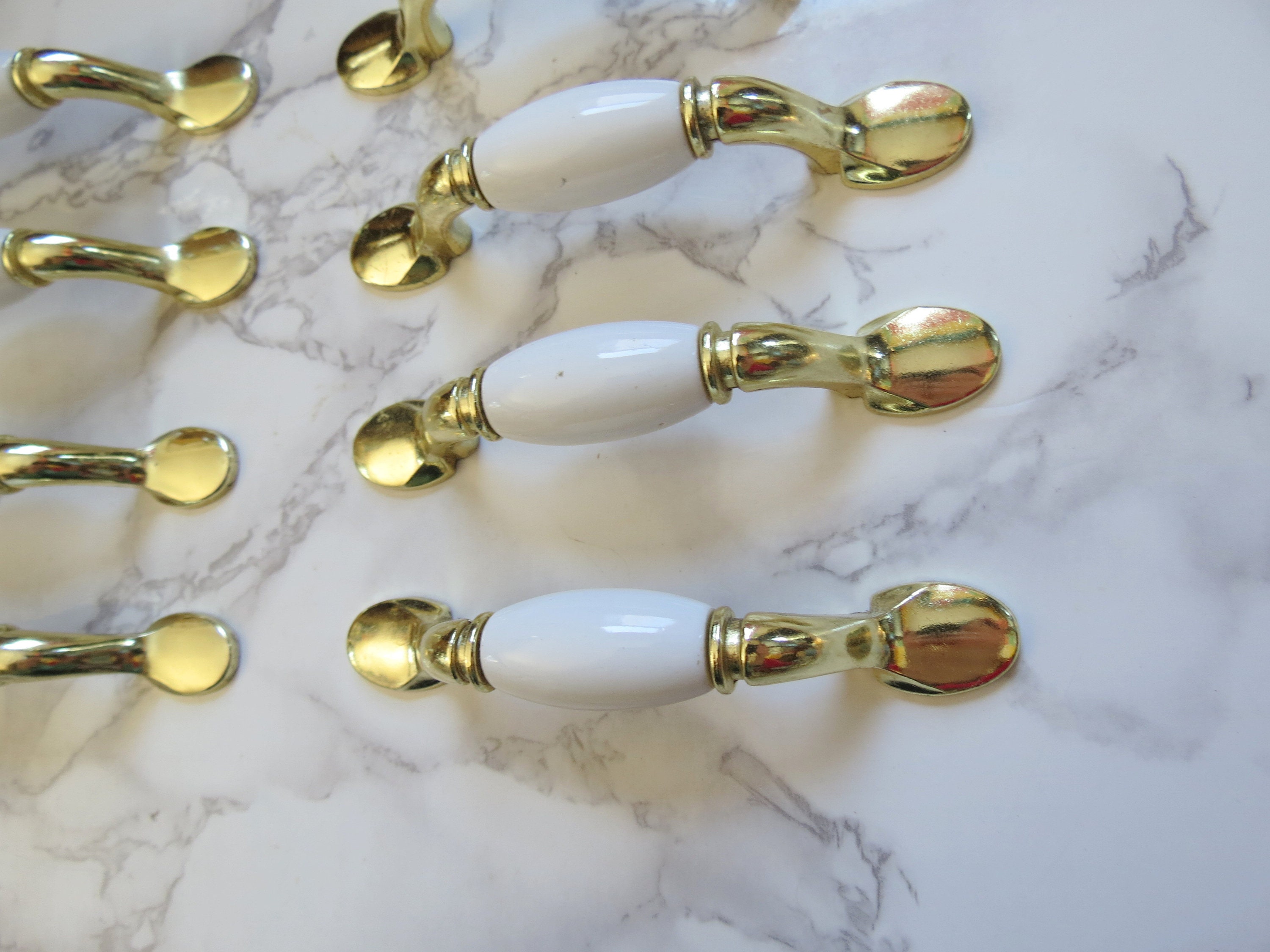 8 Vintage Messing Schubladengriffe / KüchenschrankGriffe Set | Etsy