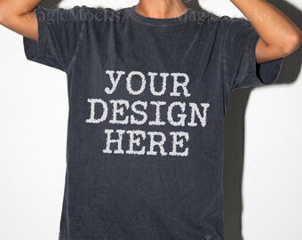 Comfort Colors C1717 Graphite Tshirt Mockup | CC 1717 T-Shirt Mock-up | Realistisches Studio weibliches Modell | Trendy Oversized Frauen Shirt Mock