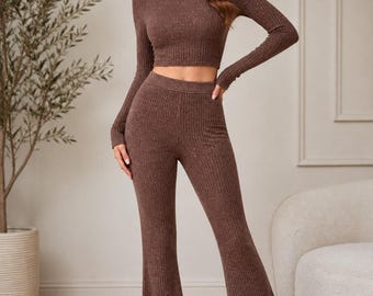 Flare Leg Pants & Crop Top Patterns, Yoga Set Sewing Patterns, Women Patterns, Pants Pattern, Crop Top Pattern, Flare Pants Pattern