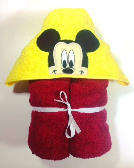 mickey mouse hooded towel for baby