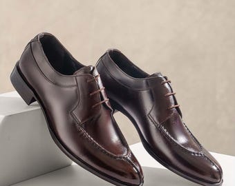 Zapatos Derby de cuero marrón hechos a mano / Calzado formal con cordones para hombre