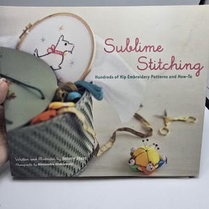 Sublime Stitching: Hundreds of Hip Embroidery Patterns and How-To