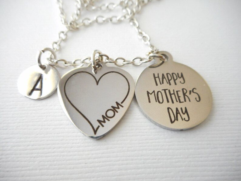 gift for mom Happy Mother/'s Day -Initial Necklace mom anniversary idea present gift to mom mother jewelry son to mother Mom Heart