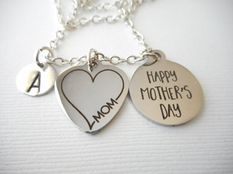 gift for mom Happy Mother/'s Day -Initial Necklace mom anniversary idea present gift to mom mother jewelry son to mother Mom Heart