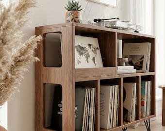 Solid Wood Record Player Stand with Vinyl Storage – Mid-Century Modern Turntable Console, LP Organizer, Handmade Gift