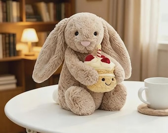 Pluszowy królik Jellycat Bashful Beige z babeczką urodzinową (31 cm)