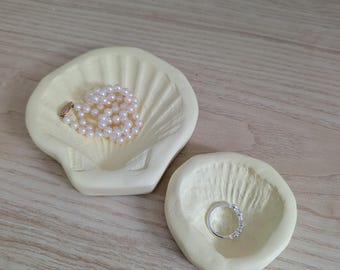 Oyster Seashell Ring Dish, Minimalist Beach Decor, Colorful Shell Jewelry Dish