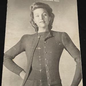 Vintage 190s Knitting Pattern -  Patons 138 Twin Set