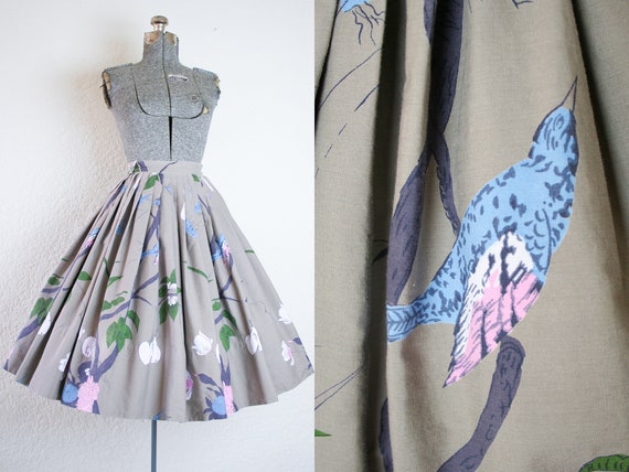 1950's Bird Nest and Fruit Novelty Print Skirt / S