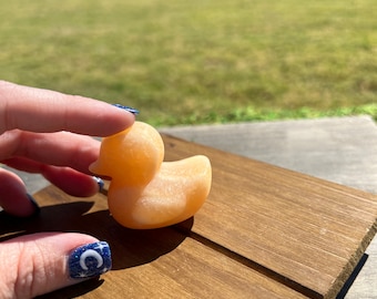 65g Yellow Calcite Duck