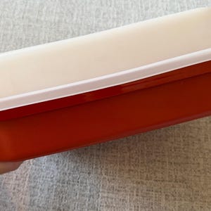 Vintage Tupperware Season-Serve marineerbak in paprika-oranje kleur 1294 met deksel