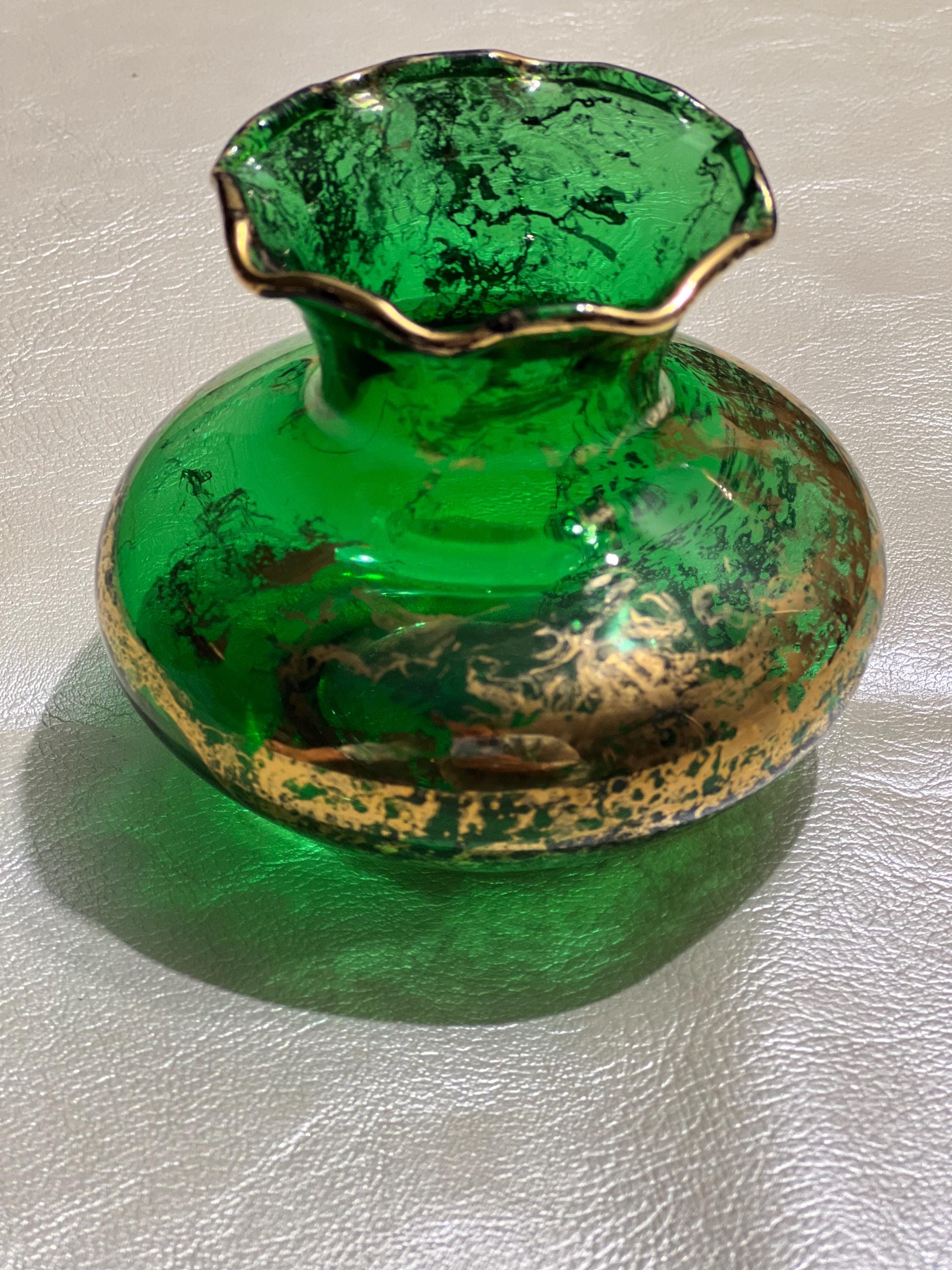 Green glass vase with gold trim - Etsy 日本