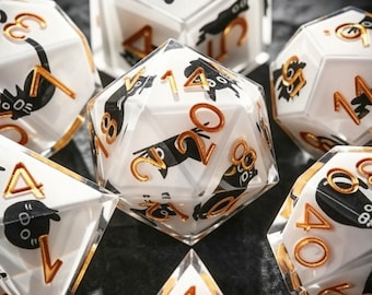 Black Cat-harsdobbelstenenset, veelvlakkige dobbelstenen met scherpe rand, Dungeons Dragons RPG, oranje inkt