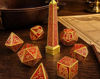 Set metalen dobbelstenen uit het oude Egypte, met in roodgoud gegraveerde hiërogliefen voor rollenspellen.