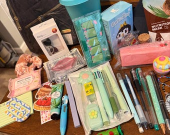 Single Surprise Scoops: Stationery, Accessories, Essentials Grab Bag.