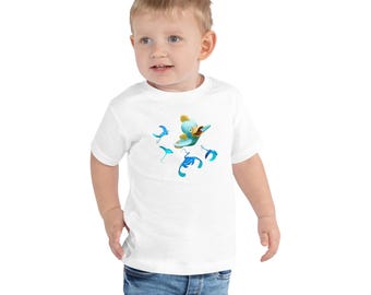 Camiseta infantil sensorialmente amigable • Algodón suave con estampado de pez, pato y manta raya