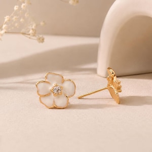 Enamel White Gardenia Flower Stud Earring Base, 13×12mm Copper Earring Post with Loop, DIY Earring Making Supplies, Floral Jewelry Findings