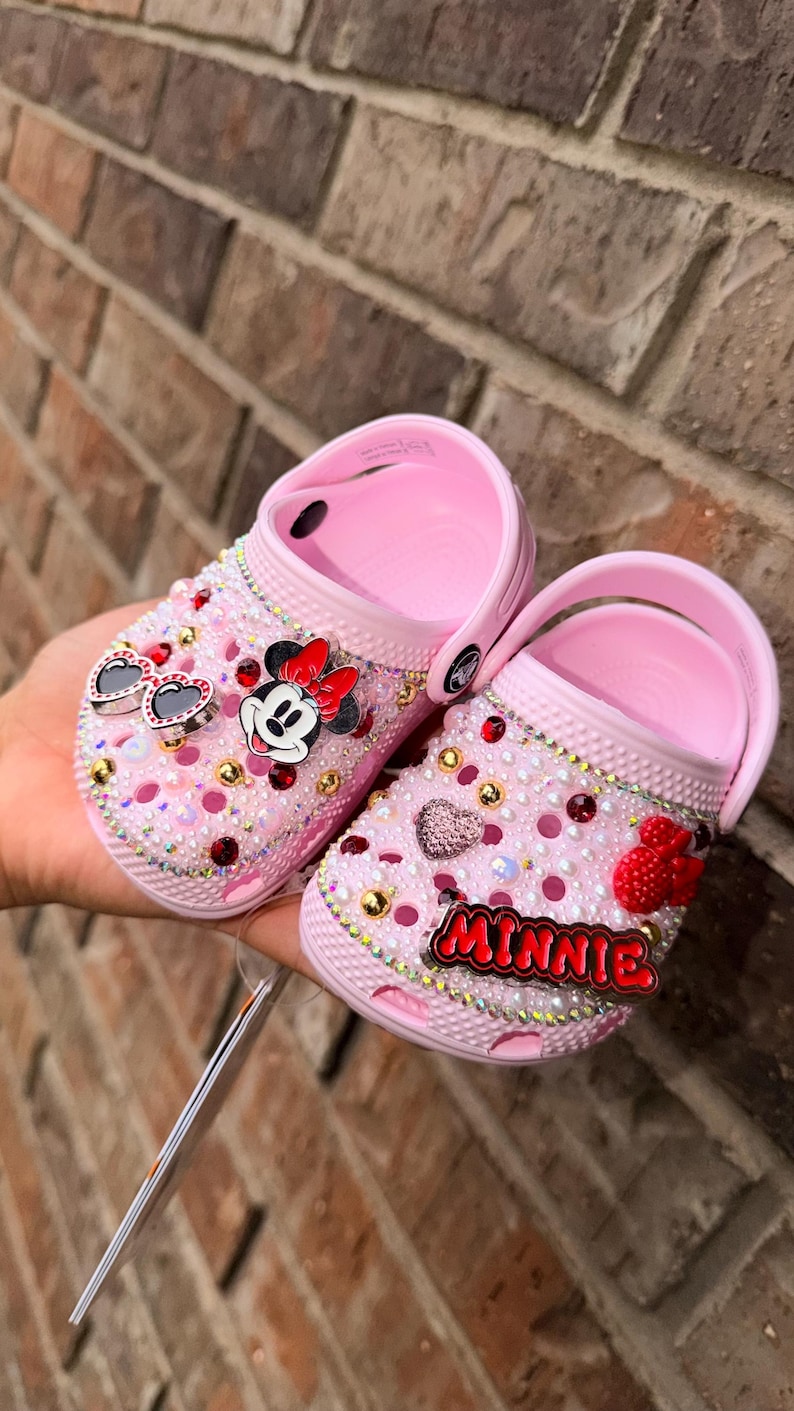 custom baby crocs, Minnie Mouse crocs, rhinestone crocs, baby girl shoes, Disney baby outfit, pink crocs baby, bling crocs kids, sparkly baby shoes
