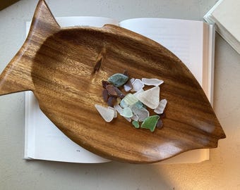 Monkey Pod Wood Carved Fish Tray MCM Vintage Philippines