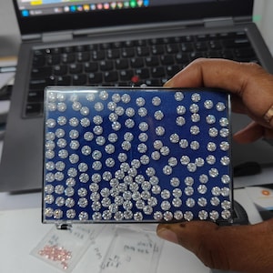 Runder Brillantschliff | IGI-zertifiziert 0,50–6,00 ct | Farbe D–F, Reinheit VVS–VS