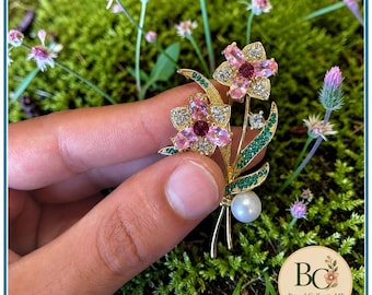 Flowers Brooch, Handmade Floral Pin, Pink or Yellow Flower Jewelry, Elegant Botanical Accessory, Spring Gift for Her, Fashion Brooch