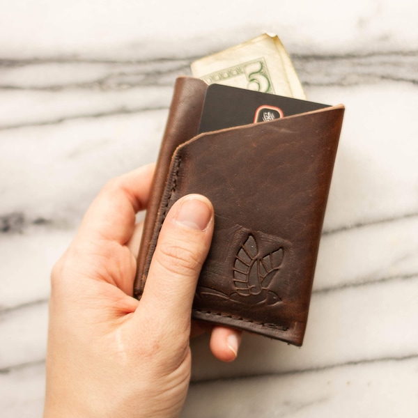 brown leather card holder. slim minimalist wallet for him. handmade full grain leather card wallet. gift for women. groomsman gift